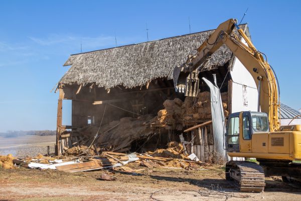 Barn Demolition in Lehigh Acres